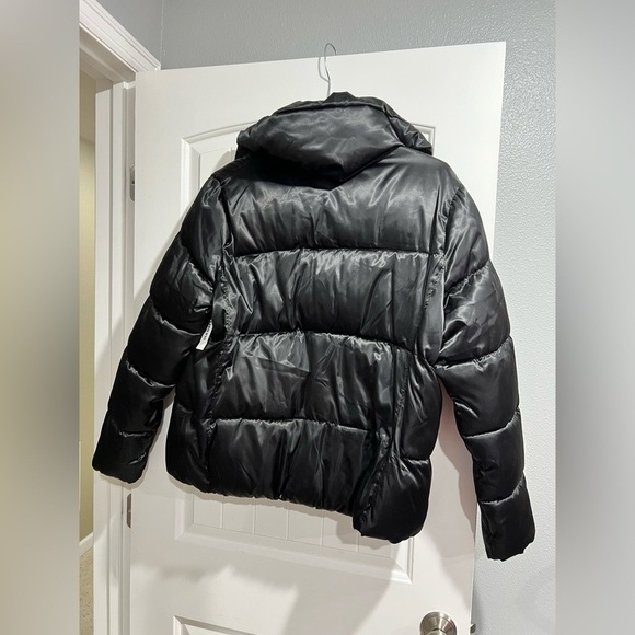 NEW NWT Old Navy black shiny puffer jacket coat 2x XXL - Picture 2 of 9